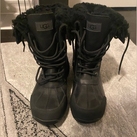 Wool Interior UGG snow boots - Picture 6 of 6